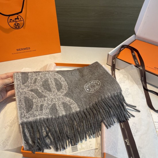 Repliche Perfette Sciarpa classica reversibile in lana d'agnello Hermès 35 x 200 Grigio Imitazioni False Online