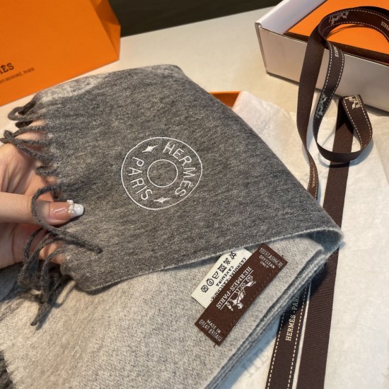 Repliche Perfette Sciarpa classica reversibile in lana d'agnello Hermès 35 x 200 Grigio Imitazioni False Online