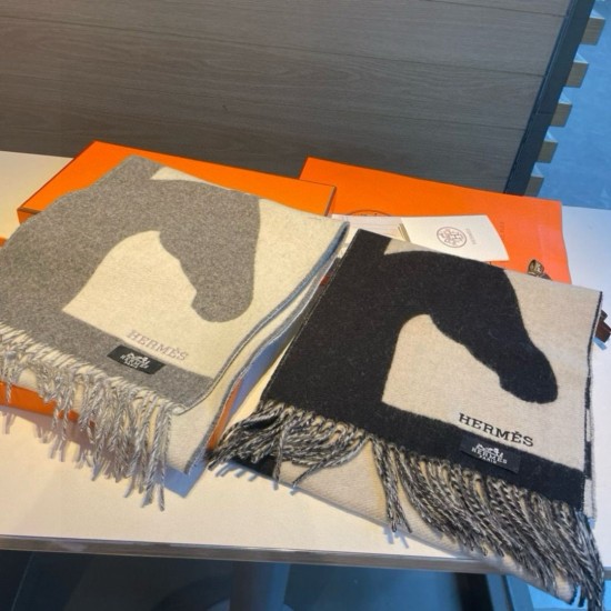Replica Sciarpa Hermès Horse in cashmere 30 x 140 cm Grigio Fallate Outlet Online Italia Repliche Perfette Sciarpa Hermès Horse in cashmere 30 x 140 cm Grigio Imitazioni False Online