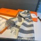 Replica Sciarpa Hermès Horse in cashmere 30 x 140 cm Grigio Fallate Outlet Online Italia Repliche Perfette Sciarpa Hermès Horse in cashmere 30 x 140 cm Grigio Imitazioni False Online