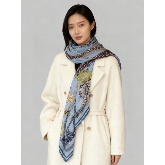 Replica Foulard quadrato in velluto intrecciato a mano Hermès, 140 blu Fallate Outlet Online Italia Repliche Perfette Foulard quadrato in velluto intrecciato a mano Hermès, 140 blu Imitazioni False Online