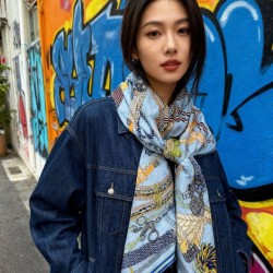 Repliche Perfette Foulard quadrato in velluto intrecciato a mano Hermès, 140 blu Imitazioni False Online