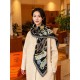 Replica Foulard quadrato in velluto intrecciato a mano Hermès, 140 nero Fallate Outlet Online Italia Repliche Perfette Foulard quadrato in velluto intrecciato a mano Hermès, 140 nero Imitazioni False Online