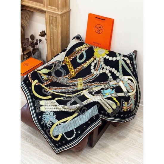 Replica Foulard quadrato in velluto intrecciato a mano Hermès, 140 nero Fallate Outlet Online Italia Repliche Perfette Foulard quadrato in velluto intrecciato a mano Hermès, 140 nero Imitazioni False Online