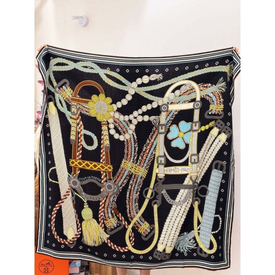 Replica Foulard quadrato in velluto intrecciato a mano Hermès, 140 nero Fallate Outlet Online Italia Repliche Perfette Foulard quadrato in velluto intrecciato a mano Hermès, 140 nero Imitazioni False Online