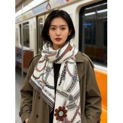Repliche Perfette Foulard quadrato in velluto intrecciato a mano Hermès, 140 Imitazioni False Online