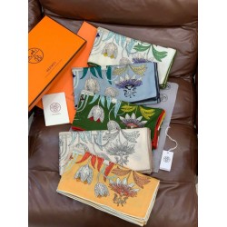 Repliche Perfette Hermès Rare Treasures Fazzoletto in cashmere reversibile 140 05 Imitazioni False Online