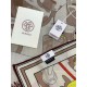 Repliche Perfette Sciarpa in seta Hermès Starry Night Chorus e fazzoletto quadrato in cashmere 140 01 Imitazioni False Online