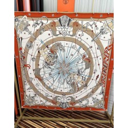 Repliche Perfette Sciarpa in seta Hermès Starry Night Chorus e fazzoletto quadrato in cashmere 140 Imitazioni False Online