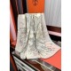 Repliche Perfette Sciarpa in seta Hermès Starry Night Chorus e fazzoletto quadrato in cashmere 140 02 Imitazioni False Online
