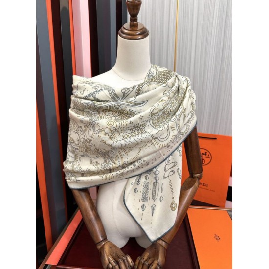Repliche Perfette Sciarpa in seta Hermès Starry Night Chorus e fazzoletto quadrato in cashmere 140 02 Imitazioni False Online