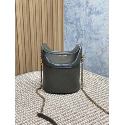 Repliche Borsa a secchiello mini Gaby YSL Saint Laurent Verde muschio False Outlet Online Replica Perfetta Borsa a secchiello mini Gaby YSL Saint Laurent Verde muschio Imitazioni Fake