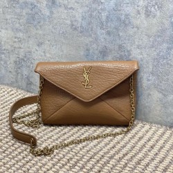 Replica Perfetta Borsa a tracolla classica Calypso Mini YSL Saint Laurent con catena Marrone Imitazioni Fake
