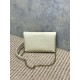 Replica Perfetta Borsa a tracolla classica Calypso Mini YSL Saint Laurent con catena Beige Imitazioni Fake