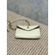 Replica Perfetta Borsa a tracolla classica Calypso Mini YSL Saint Laurent con catena Beige Imitazioni Fake