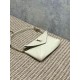 Replica Perfetta Borsa a tracolla classica Calypso Mini YSL Saint Laurent con catena Beige Imitazioni Fake