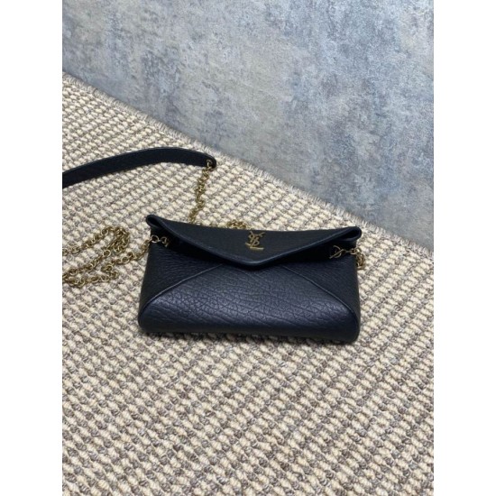 Replica Perfetta Borsa a tracolla classica Calypso Mini YSL Saint Laurent con catena Nero Imitazioni Fake
