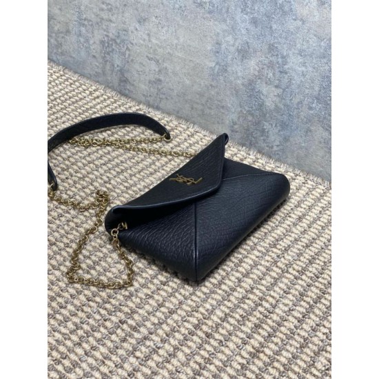 Replica Perfetta Borsa a tracolla classica Calypso Mini YSL Saint Laurent con catena Nero Imitazioni Fake