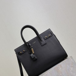 Replica Perfetta Borsa tote Sac De Jour piccola/media/grande YSL Saint Laurent nera hardware dorato Imitazioni Fake
