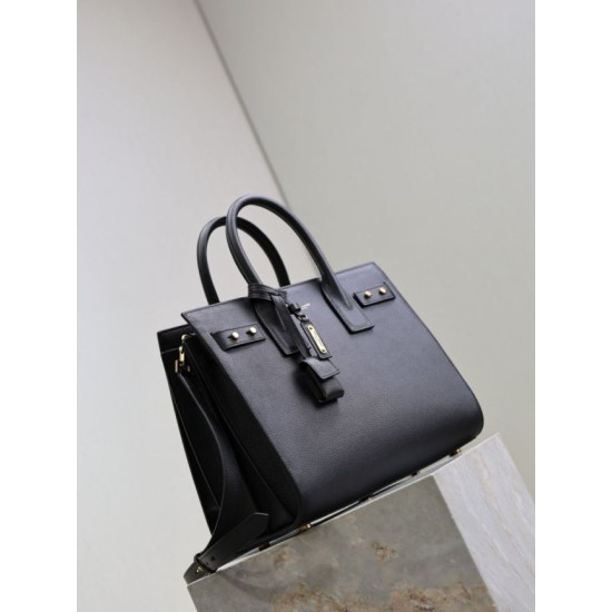 Replica Perfetta Borsa tote Sac De Jour piccola/media/grande YSL Saint Laurent nera hardware dorato Imitazioni Fake
