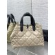 Repliche Borsa Tote Dior Toujours piccola/media/grande in pelle di vitello macrocannage beige cipria False Outlet Online Replica Perfetta Borsa Tote Dior Toujours piccola/media/grande in pelle di vitello macrocannage beige cipria Imitazioni Fake