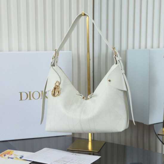 Replica Perfetta Borsa hobo Dior Voyage piccola/media piatta Macrocannage Bianco Imitazioni Fake