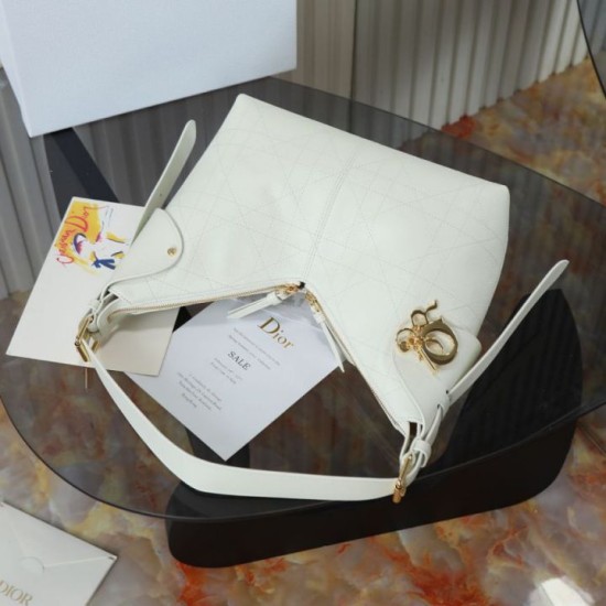 Replica Perfetta Borsa hobo Dior Voyage piccola/media piatta Macrocannage Bianco Imitazioni Fake