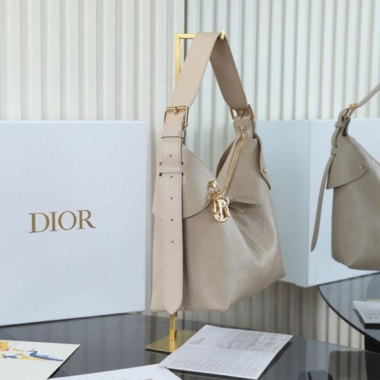 Replica Perfetta Borsa hobo Dior Voyage piccola/media piatta Macrocannage Albicocca Imitazioni Fake