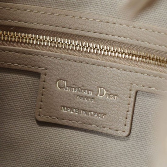 Replica Perfetta Borsa hobo Dior Voyage piccola/media piatta Macrocannage Albicocca Imitazioni Fake