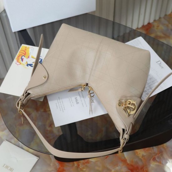 Replica Perfetta Borsa hobo Dior Voyage piccola/media piatta Macrocannage Albicocca Imitazioni Fake