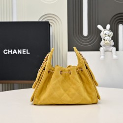 Replica Perfetta Borsa hobo piccola Chanel 25 AS5631 scamosciata giallo Imitazioni Fake
