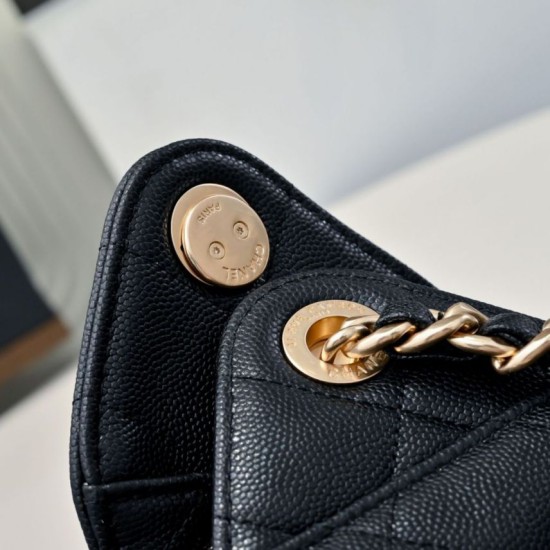 Replica Perfetta Borsa hobo piccola Chanel 25 AS5631 Nero Imitazioni Fake