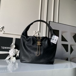 Replica Perfetta Borsa hobo grande Chanel con finiture metallo dorato AS5967 Nero Imitazioni Fake