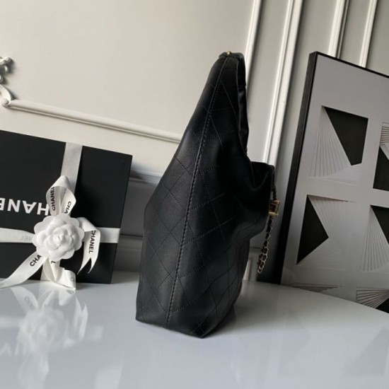 Replica Perfetta Borsa hobo grande Chanel con finiture metallo dorato AS5967 Nero Imitazioni Fake