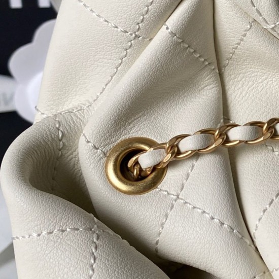 Replica Perfetta Borsa hobo grande Chanel con finiture metallo dorato AS5967 Bianco Imitazioni Fake