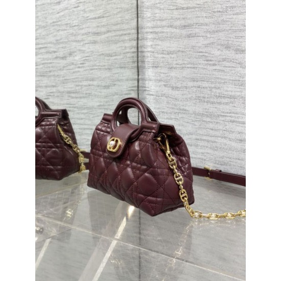 Replica Perfetta Borsa Dior Jolie Top Handle Mini Cannage Chain bordeaux Imitazioni Fake
