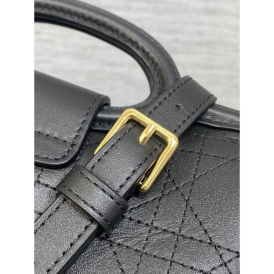 Replica Perfetta Borsa a mano Dior Jolie Top Handle Mini Chain nera Imitazioni Fake
