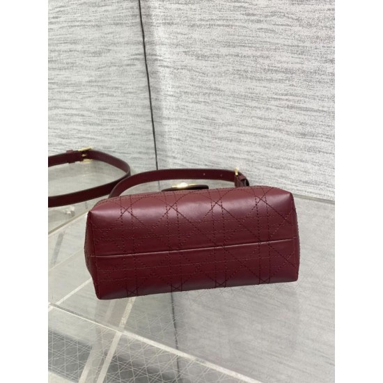 Replica Perfetta Borsa a mano Dior Jolie Top Handle Mini Chain bordeaux Imitazioni Fake