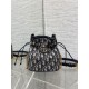 Replica Perfetta Borsa a secchiello Dior 30 Montaigne Mini Dior Oblique jacquard con coulisse Blu Imitazioni Fake