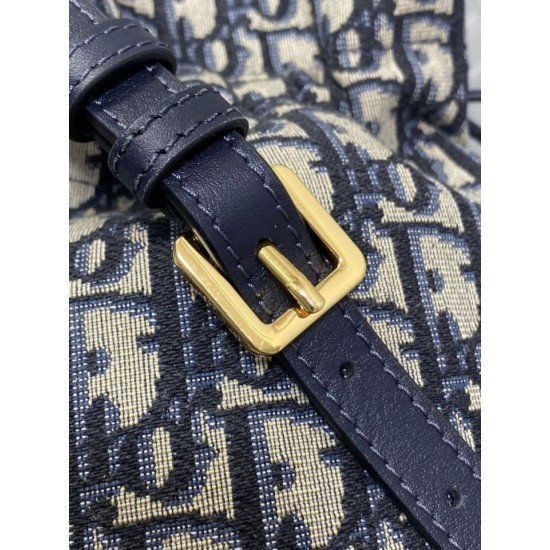 Replica Perfetta Borsa a secchiello Dior 30 Montaigne Mini Dior Oblique jacquard con coulisse Blu Imitazioni Fake