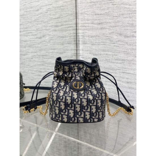 Replica Perfetta Borsa a secchiello Dior 30 Montaigne Mini Dior Oblique jacquard con coulisse Blu Imitazioni Fake