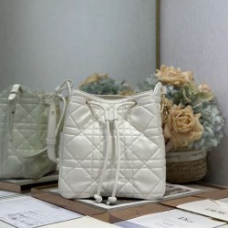 Replica Perfetta Borsa Dior D-Motion con cintura in pelle di agnello taglia 163 microchip bianca Imitazioni Fake