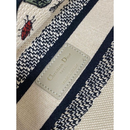 Replica Perfetta Borsa Dior Canvas Cabinet De Curiosites ricamata Lady D-Lite media beige Imitazioni Fake