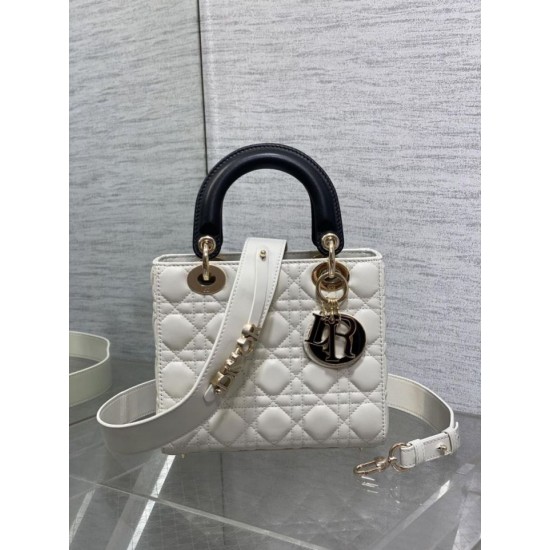 Replica Perfetta Dior Lady Dior My ABCDior Borsa piccola con manico superiore Nero/bianco Imitazioni Fake