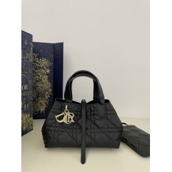 Replica Perfetta Borsa Tote Dior Toujours mini in Macrocannage nero Imitazioni Fake