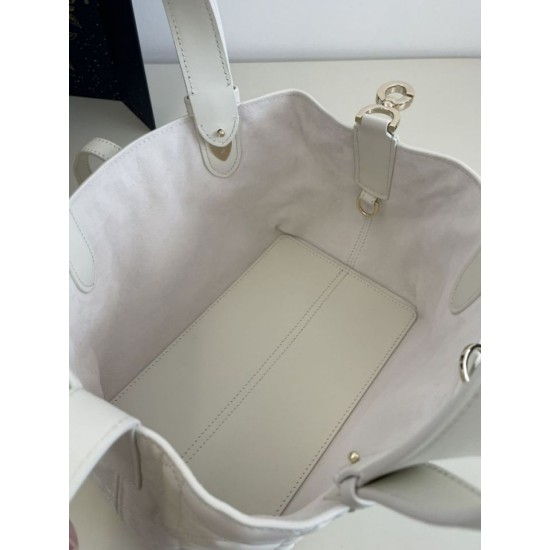 Repliche Borsa Tote Dior Toujours mini in Macrocannage bianco False Outlet Online Replica Perfetta Borsa Tote Dior Toujours mini in Macrocannage bianco Imitazioni Fake