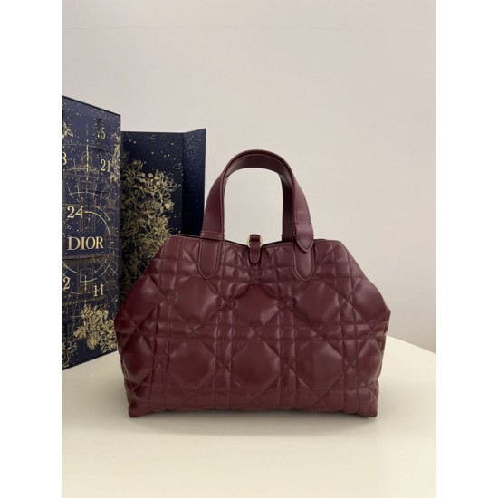 Replica Perfetta Borsa Dior Media Dior Toujours in Macrocannage bordeaux Imitazioni Fake