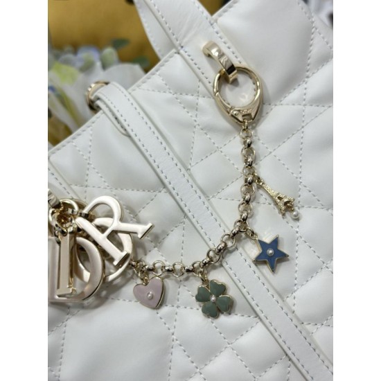 Replica Perfetta Borsa Dior Toujours Vertical Tote piccola con portafortuna bianco Imitazioni Fake