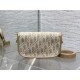Repliche Borsa Dior Bobby media East-West Dior Oblique jacquard Marrone Imitazioni False Outlet Online