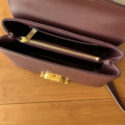 Repliche Borsa Celine Teen Nino con manico superiore in pelle di vitello liscia Borgogna Imitazioni False Outlet Online